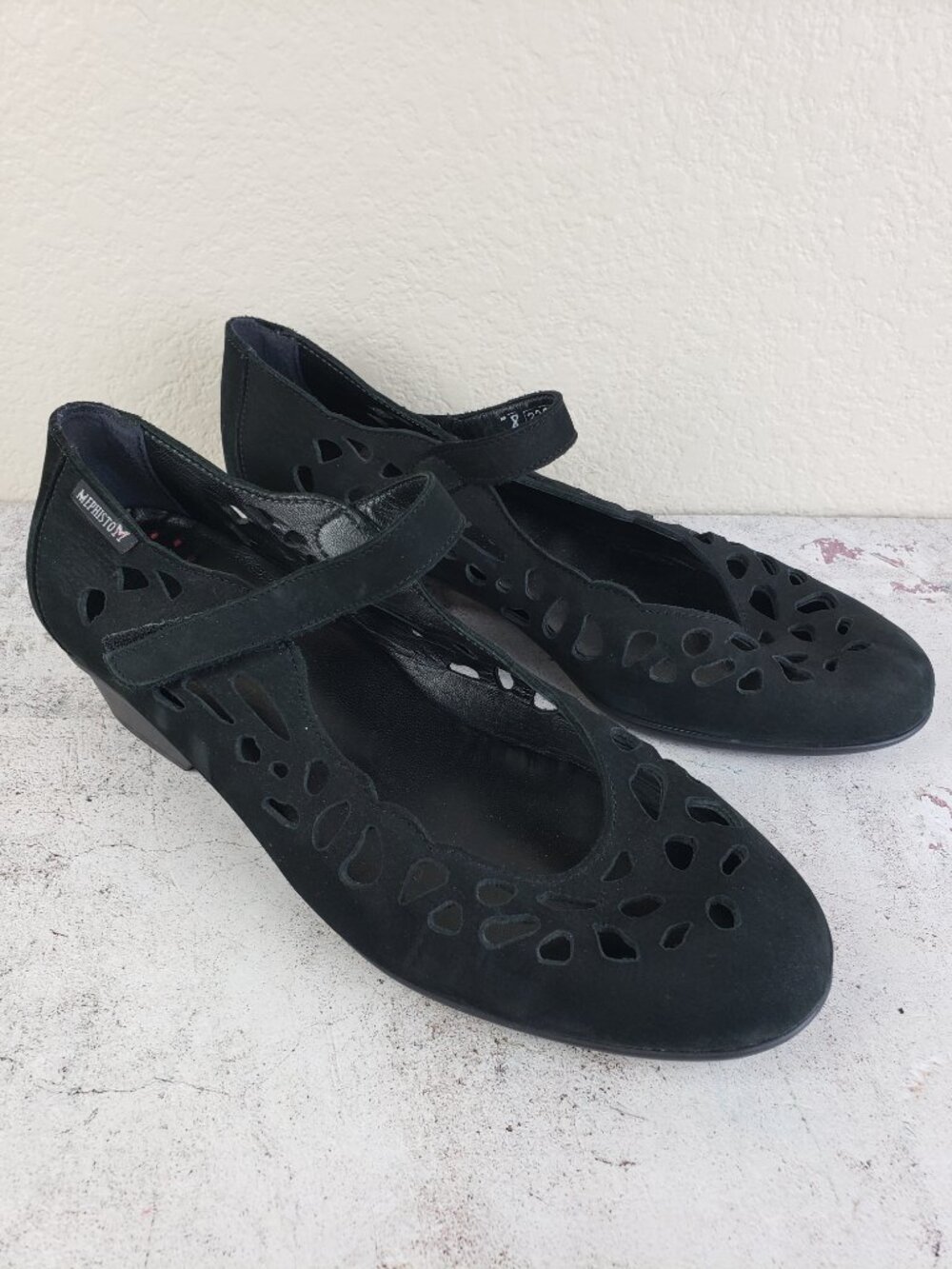 Mephisto Perforated Shoes Mary Janes Black Leather Nubuck Comfort Shoe size 9